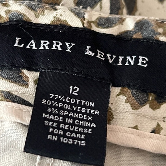 Larry Levine Brown and Black Capris with Relaxed Fit - Picture 2 of 5